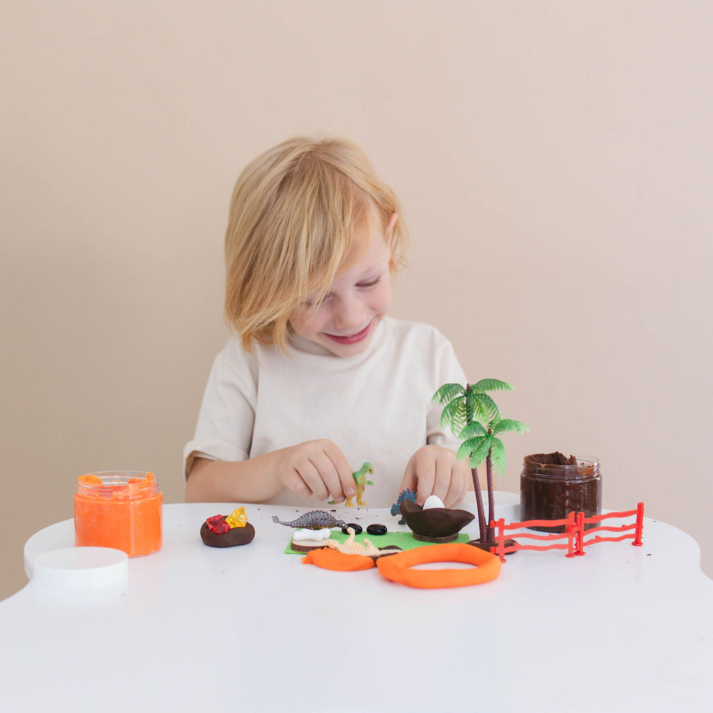 Dino Dig Sensory Kit Dinosaur Sensory Play, Cognitive Development and Fine Motor Skills, Tactile Activities for On The Go, Sensory Toys for Preschoolers and Kids Ages 4, 5, 6, 7, 8