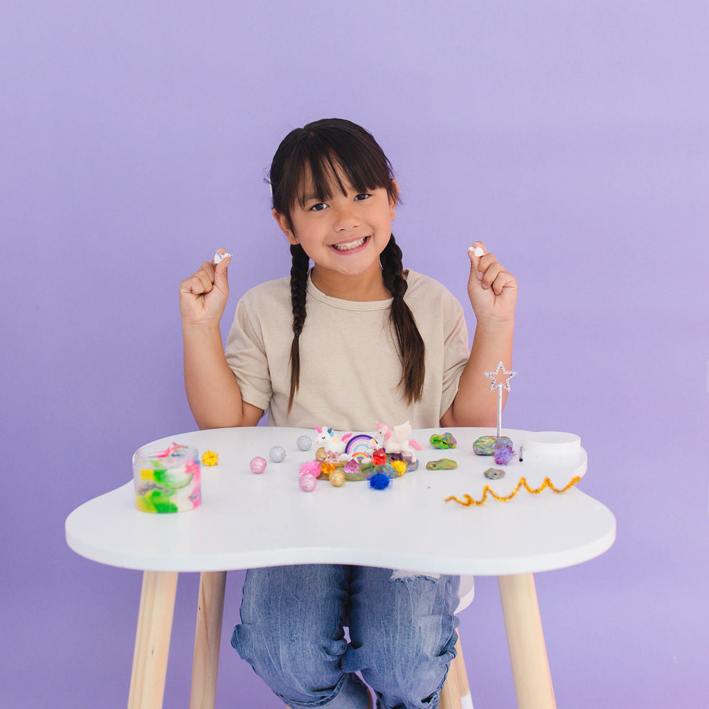 Unicorn Dreams Mini Sensory Kit Sensory Play, Cognitive Development and Fine Motor Skills, Tactile Activities for On The Go, Sensory Toys for Preschoolers and Kids Ages 4, 5, 6, 7, 8